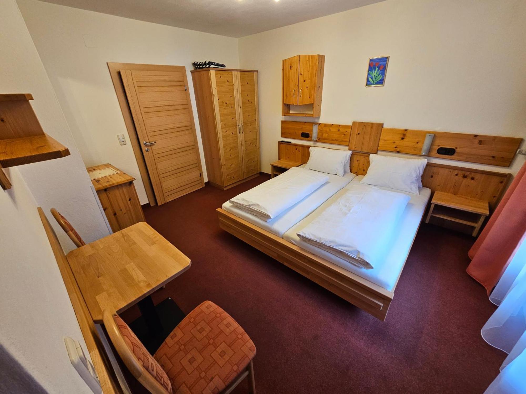 Pension Appartement Ambrosi Heiligenblut Exteriör bild